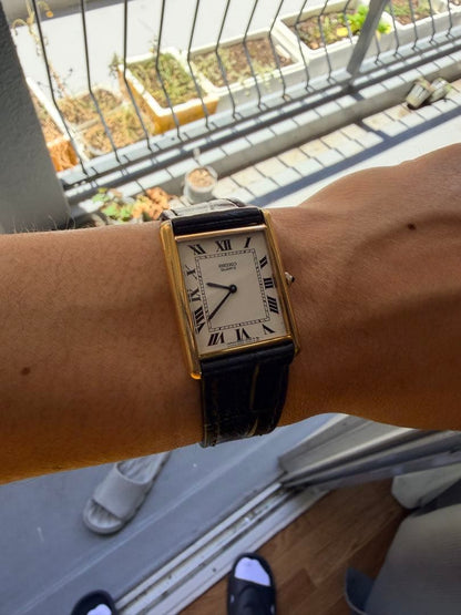 SEIKO 2620 Quartz Men's Watch — Japanese