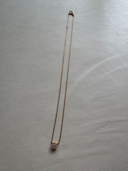 Bellesiora Diamond Necklace in gold K18 featuring sparkling diamonds on a delicate chain