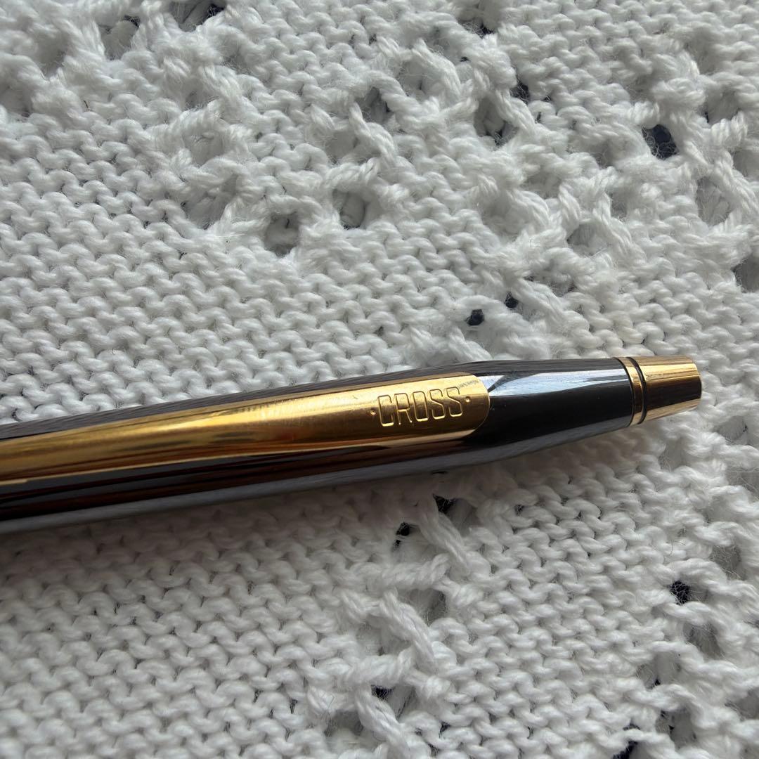 CROSS silver ballpoint pen set with metal body and leather case in original box