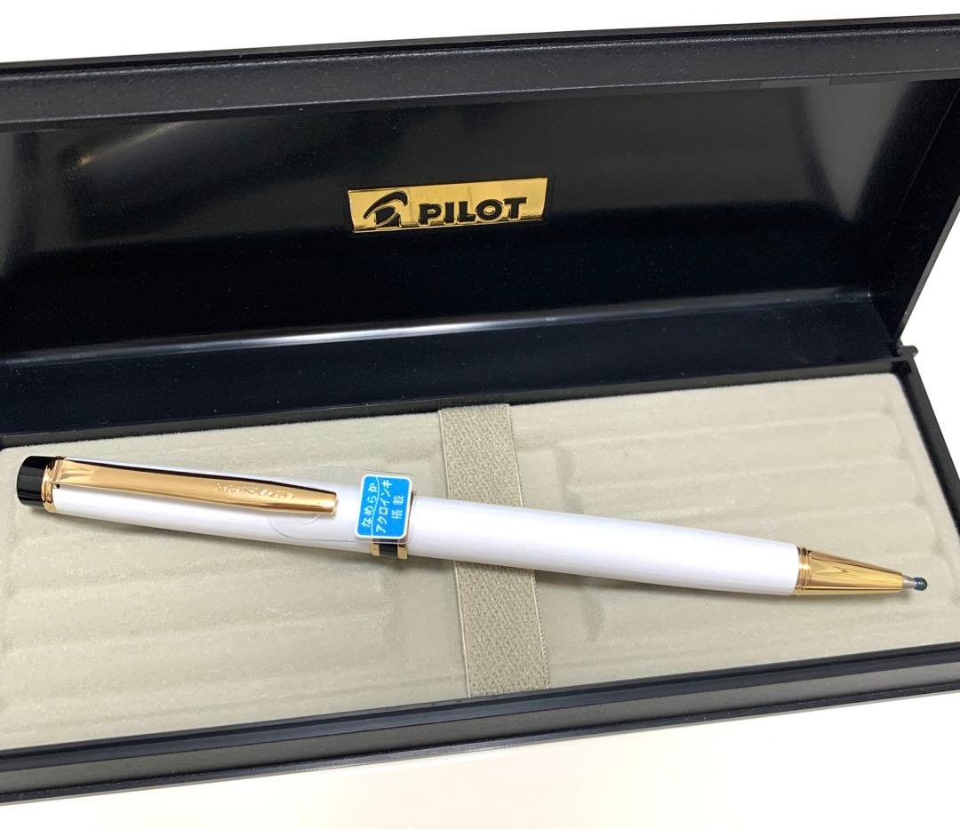 PILOT GRANCE BGRC-7SR Pearl White oil-based ballpoint pen with brass barrel and coating, 135mm length