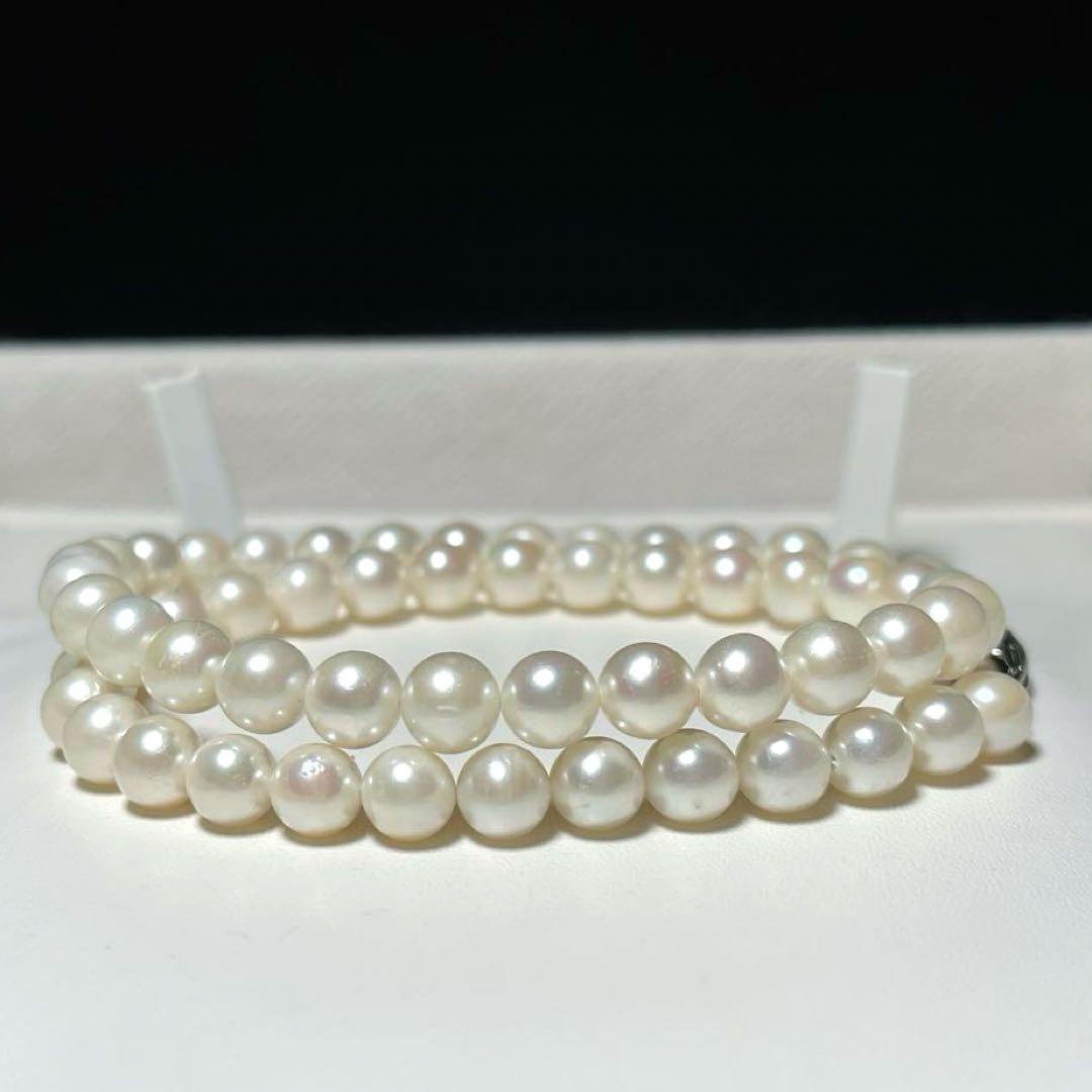 Akoya pearl necklace with round white pearls 6.6 to 7.0 mm on a 40.5cm silver chain