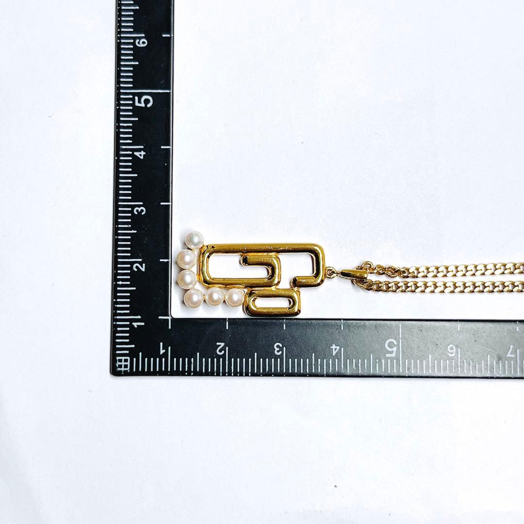 Mikimoto Baby Pearl Gold Necklace Pendant with 3.1-3.3mm pearl on silver chain