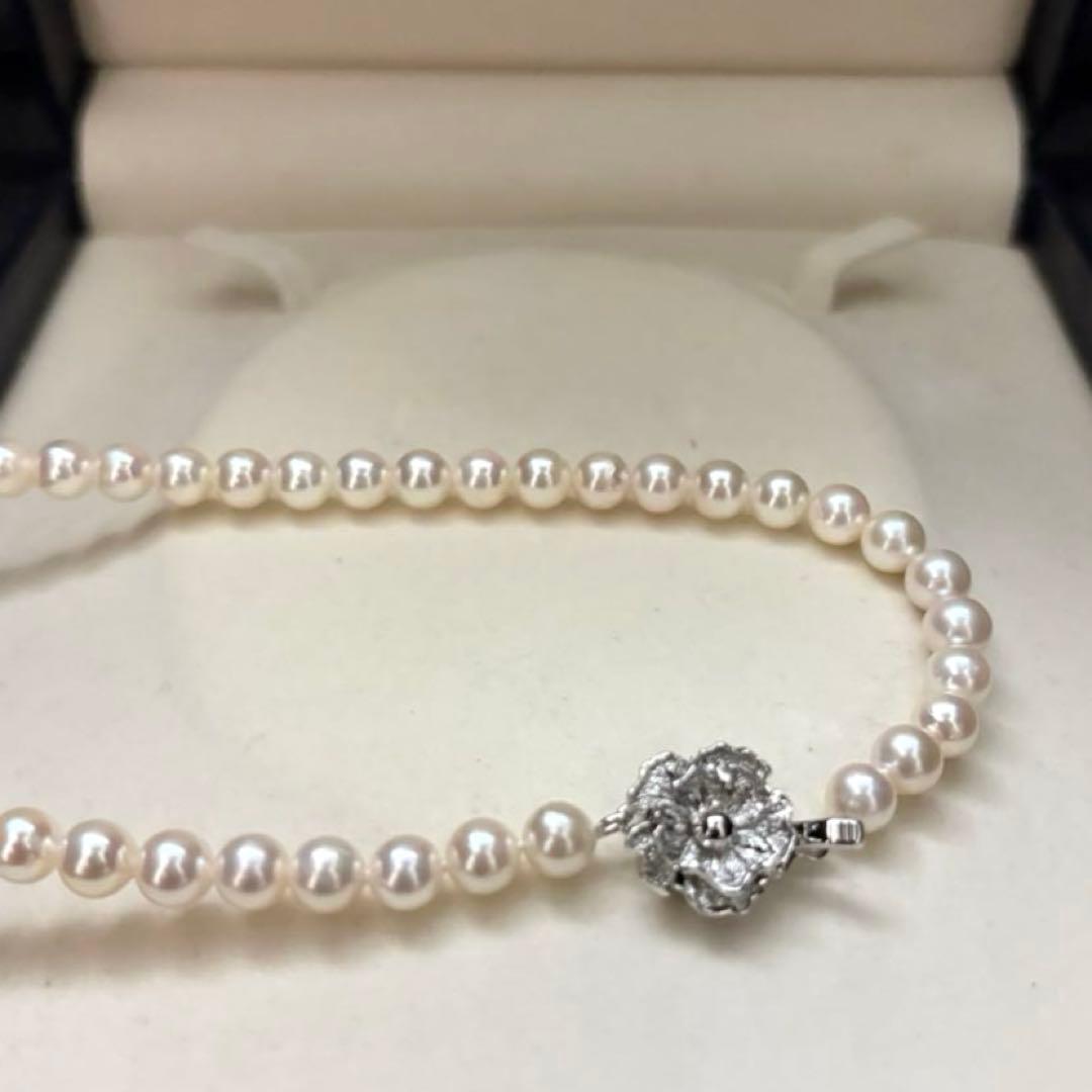 Akoya pearl necklace with white high luster round pearls sized 6.0-6.5mm on a 43cm strand