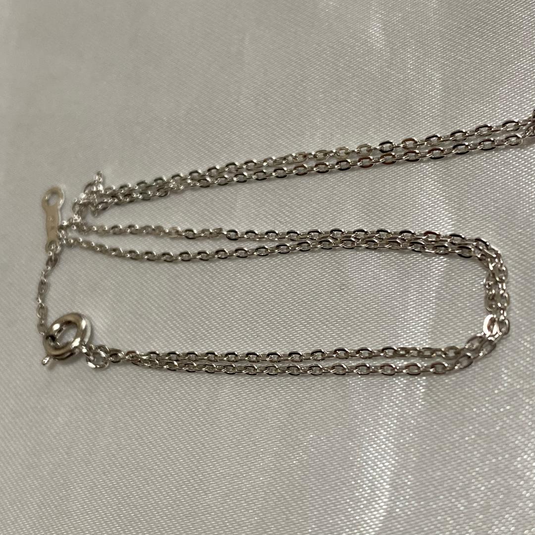 Mikimoto Akoya Pearl Leaf Necklace featuring 6mm pearls and a 1.2 x 2 cm leaf pendant on a 40.5 cm chain