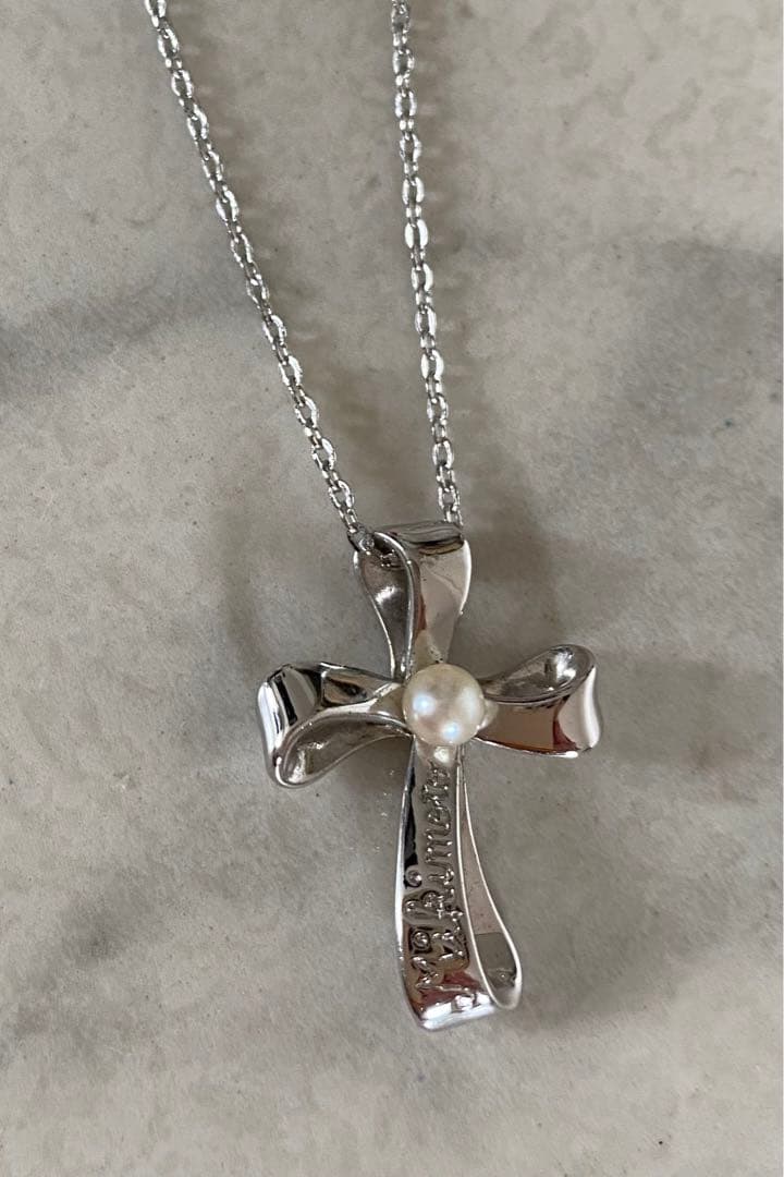 Mikimoto pearl necklace with 4-5mm pearls and cross motif pendant on a 39cm chain