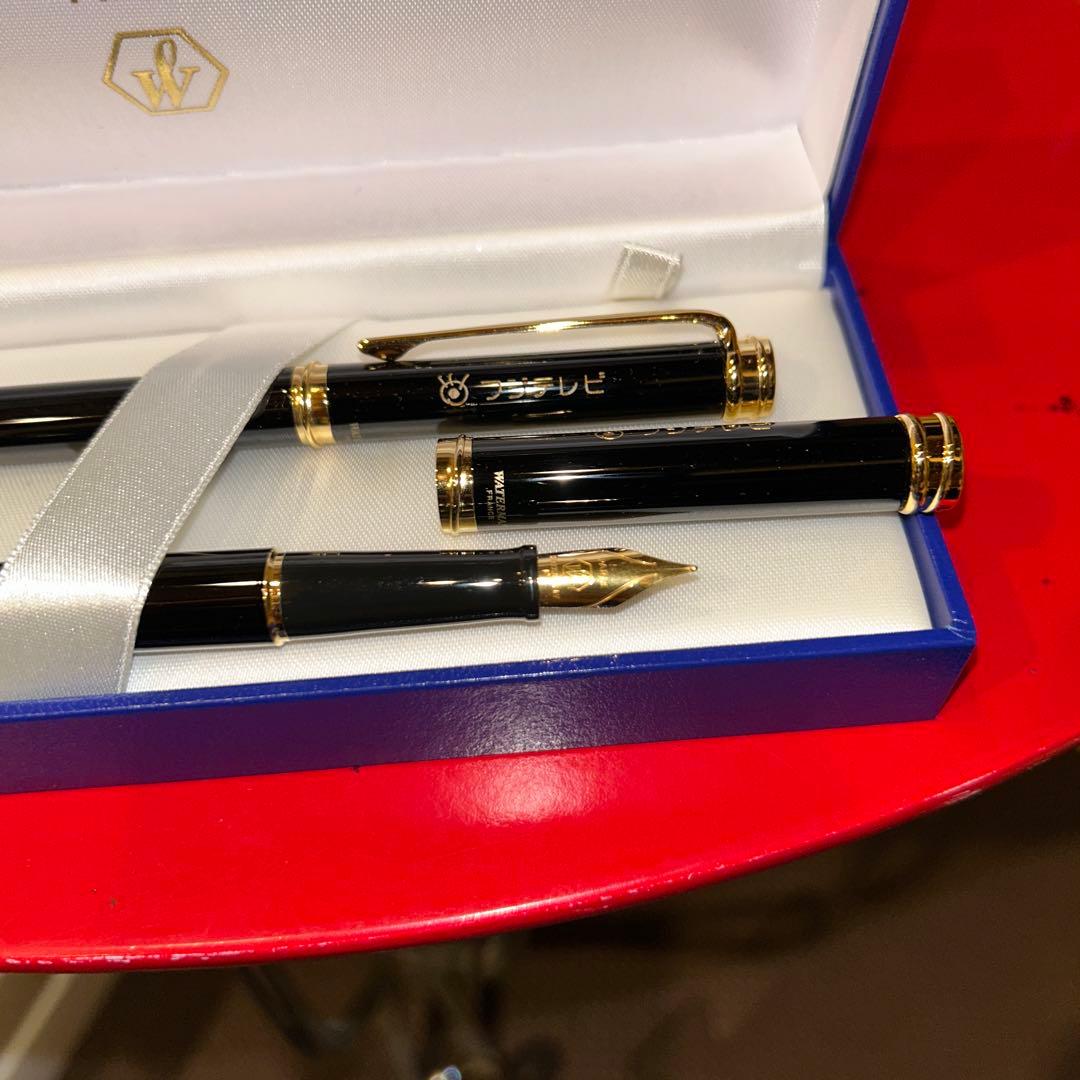 Waterman black and gold fountain pen and ballpoint pen set with metal and plastic body in included box