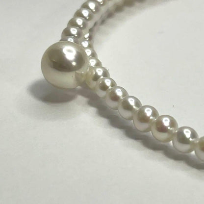 Authentic Akoya pearl baby pearl choker necklace with 8.5-9mm pearls and white freshwater pearls, clasp closure