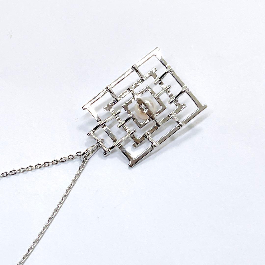 MIKIMOTO Pearl Square Necklace featuring 5.4mm pearls on a 40cm silver chain