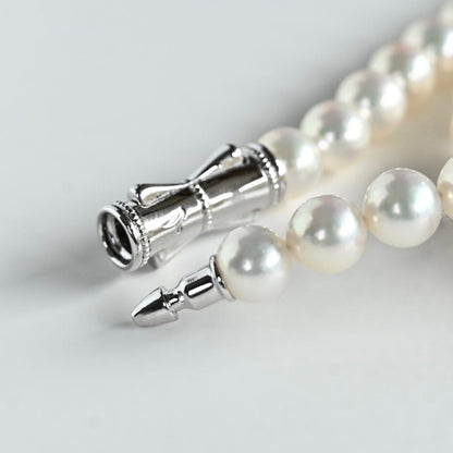 Highest grade Aurora Hanadama Tazaki Akoya pearl necklace with 7.5mm round pearls and silver clasp