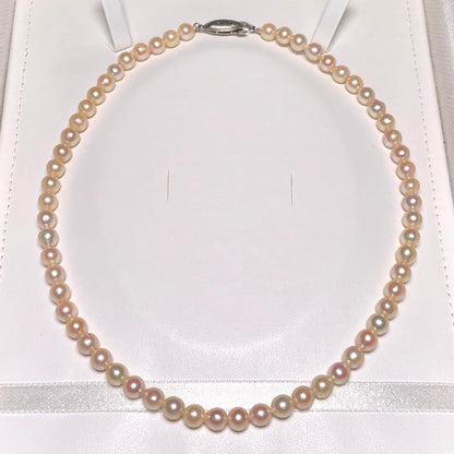 Kohaku pearl necklace with 6.0-6.4mm white round pearls and silver chain length 39.9cm