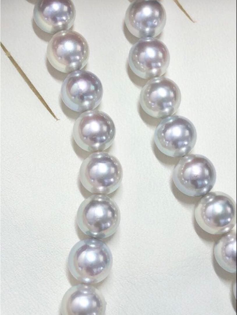 Akoya pearl necklace with light gray semi-round pearls sized 8.0-8.5mm, approximately 39cm long with certification