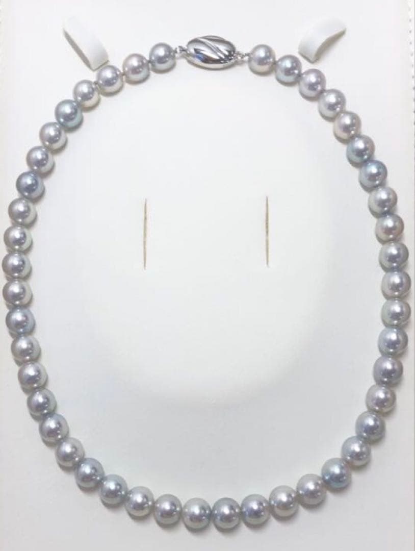 Akoya pearl necklace with light gray semi-round pearls sized 8.0-8.5mm, approximately 39cm long with certification