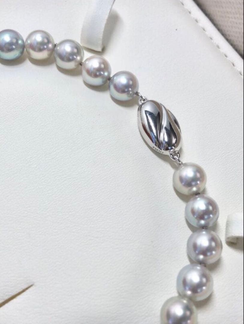 Akoya pearl necklace with light gray semi-round pearls sized 8.0-8.5mm, approximately 39cm long with certification