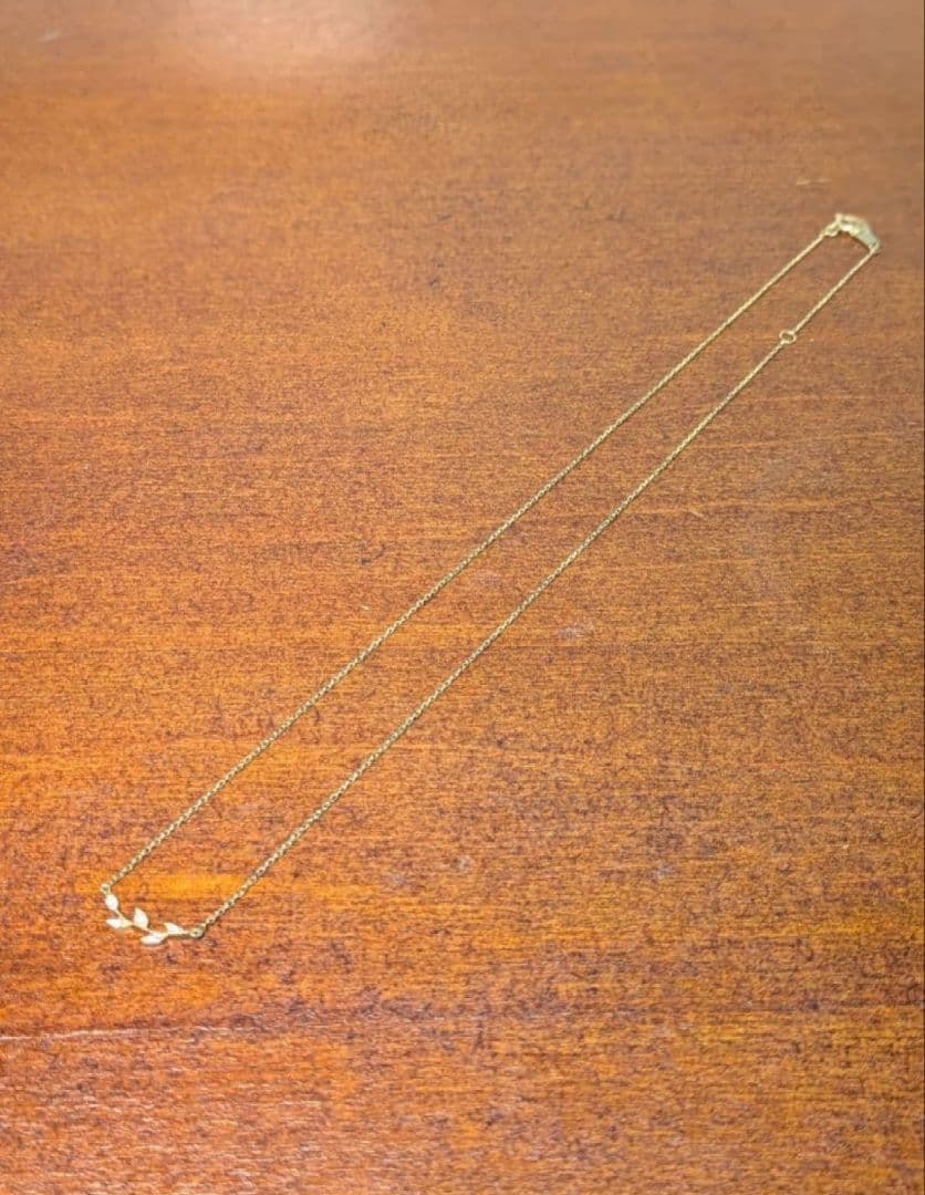 Agete Laurel Leaf Diamond Necklace with 0.03ct diamonds on a 40cm adjustable chain