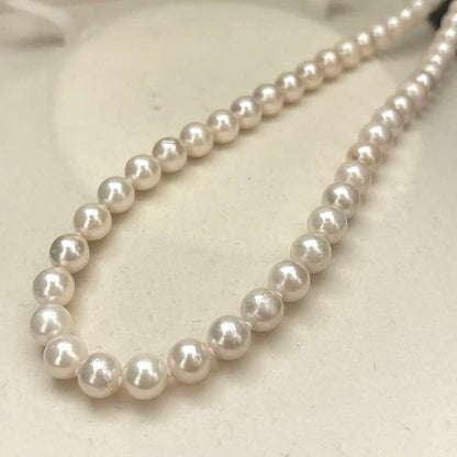 Aoyama white Akoya pearl necklace with round 7.0-7.5mm pearls and silver engraving