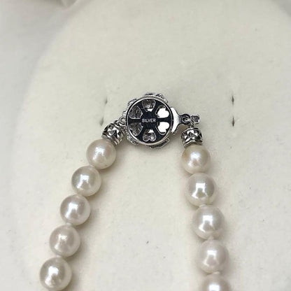 Aoyama white Akoya pearl necklace with round 7.0-7.5mm pearls and silver engraving