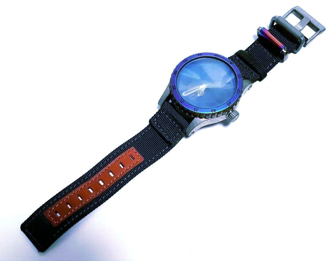 NIXON DIPLOMAT SURPLUS/ANTIQUE SILVER Quartz Men's Watch — Japanese