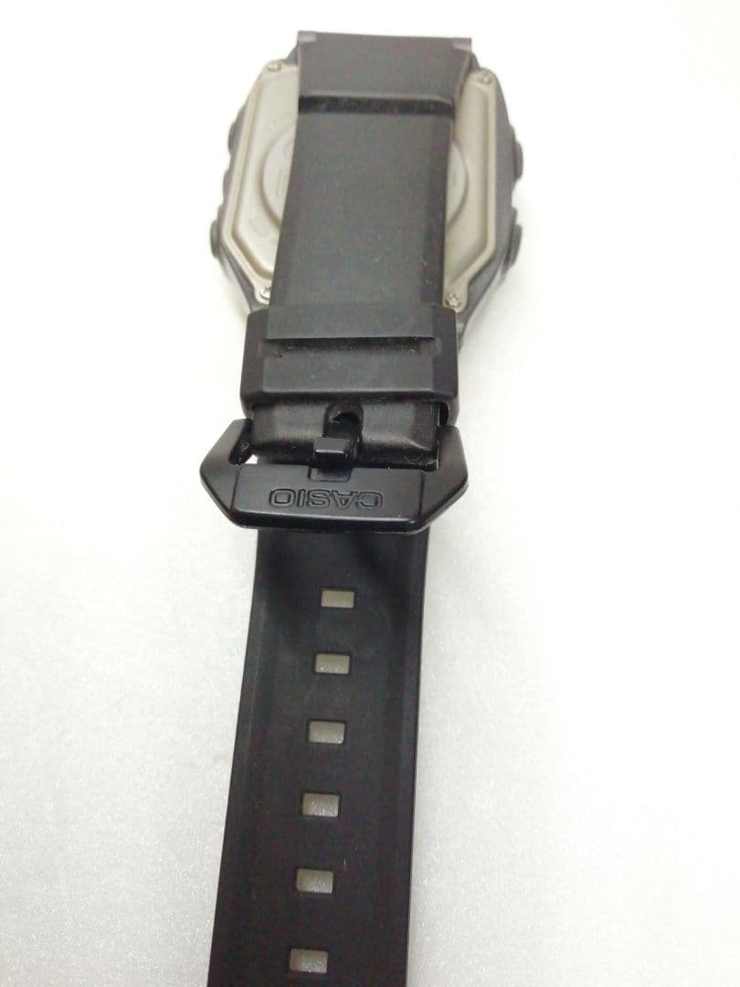 CASIO WQV-2 Digital Men's Watch — Japanese