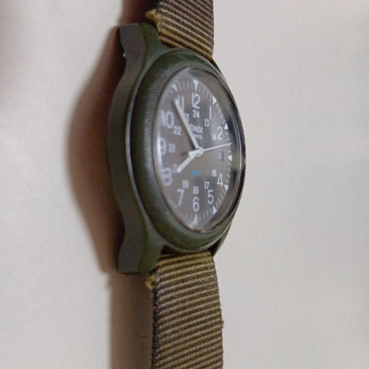 TIMEX ミリタリースタイル Quartz Men's Watch — Japanese