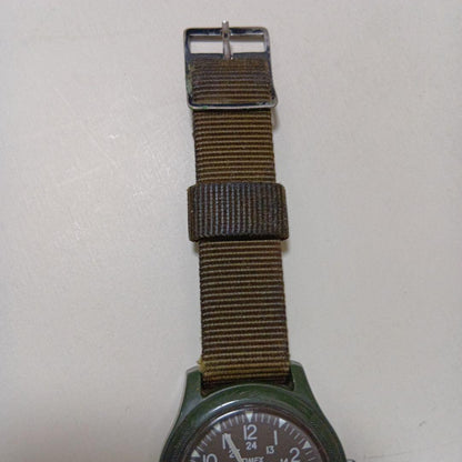 TIMEX ミリタリースタイル Quartz Men's Watch — Japanese