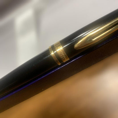 WATERMAN Expert Essential ballpoint pen in black and gold with twist mechanism and dedicated case