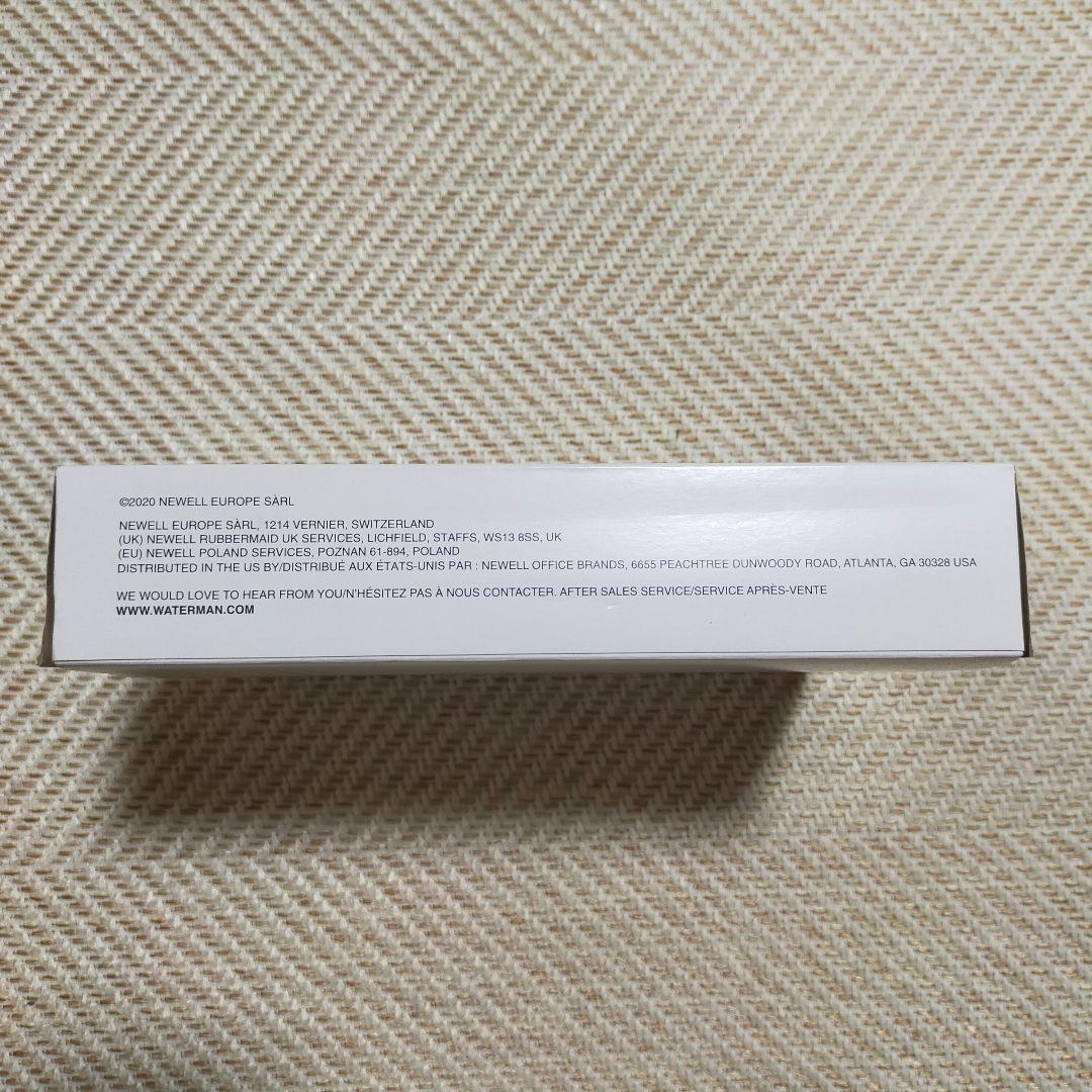 WATERMAN Metropolitan ES Metallic Blue ballpoint pen with chrome trim shown on white background