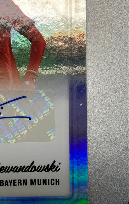 Robert Lewandowski Autograph Card — Japanese