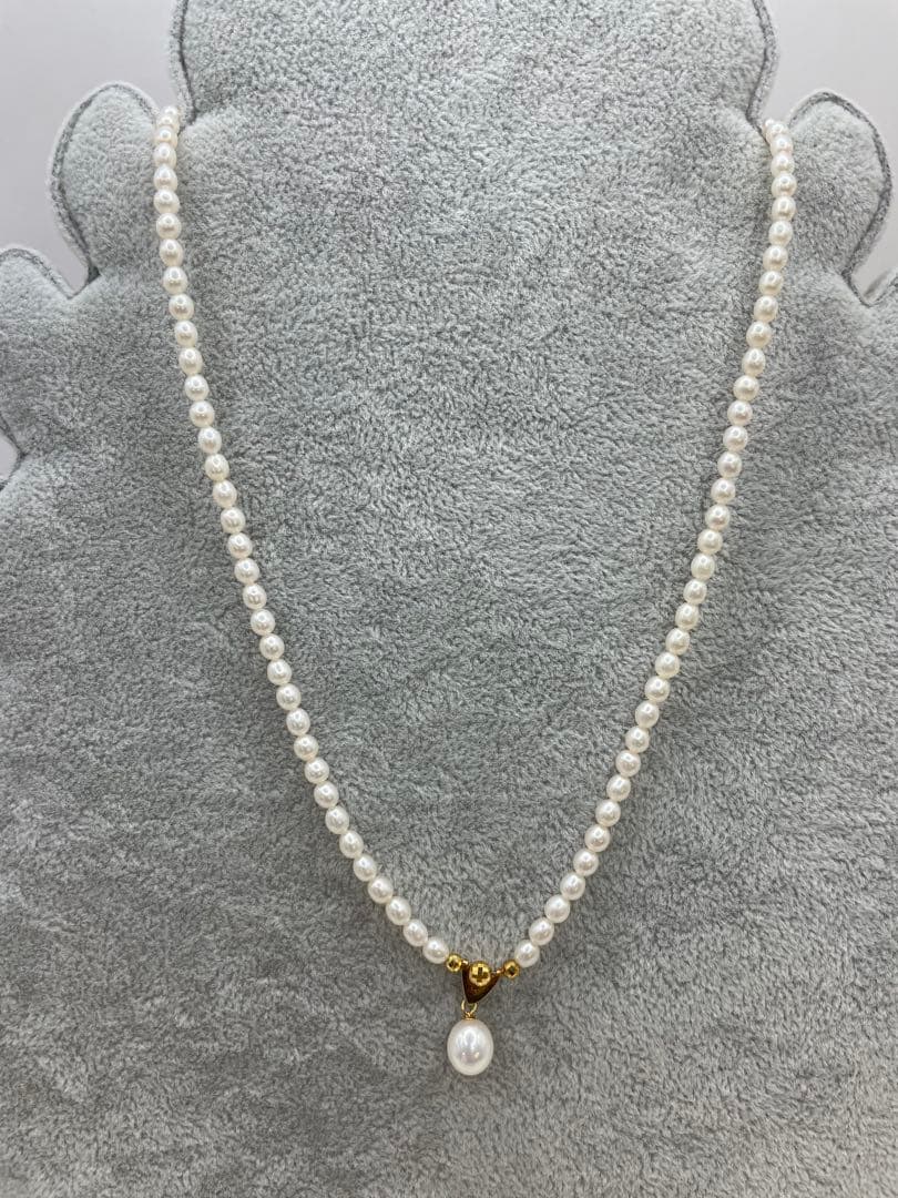 K18 Akoya Pearl Necklace with 7mm baby pearls and pearl mirror ball pendant, 40cm length