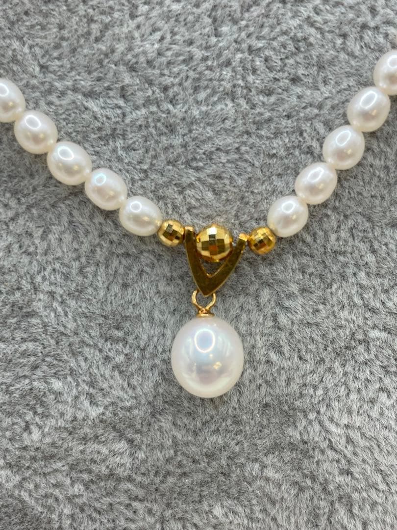 K18 Akoya Pearl Necklace with 7mm baby pearls and pearl mirror ball pendant, 40cm length
