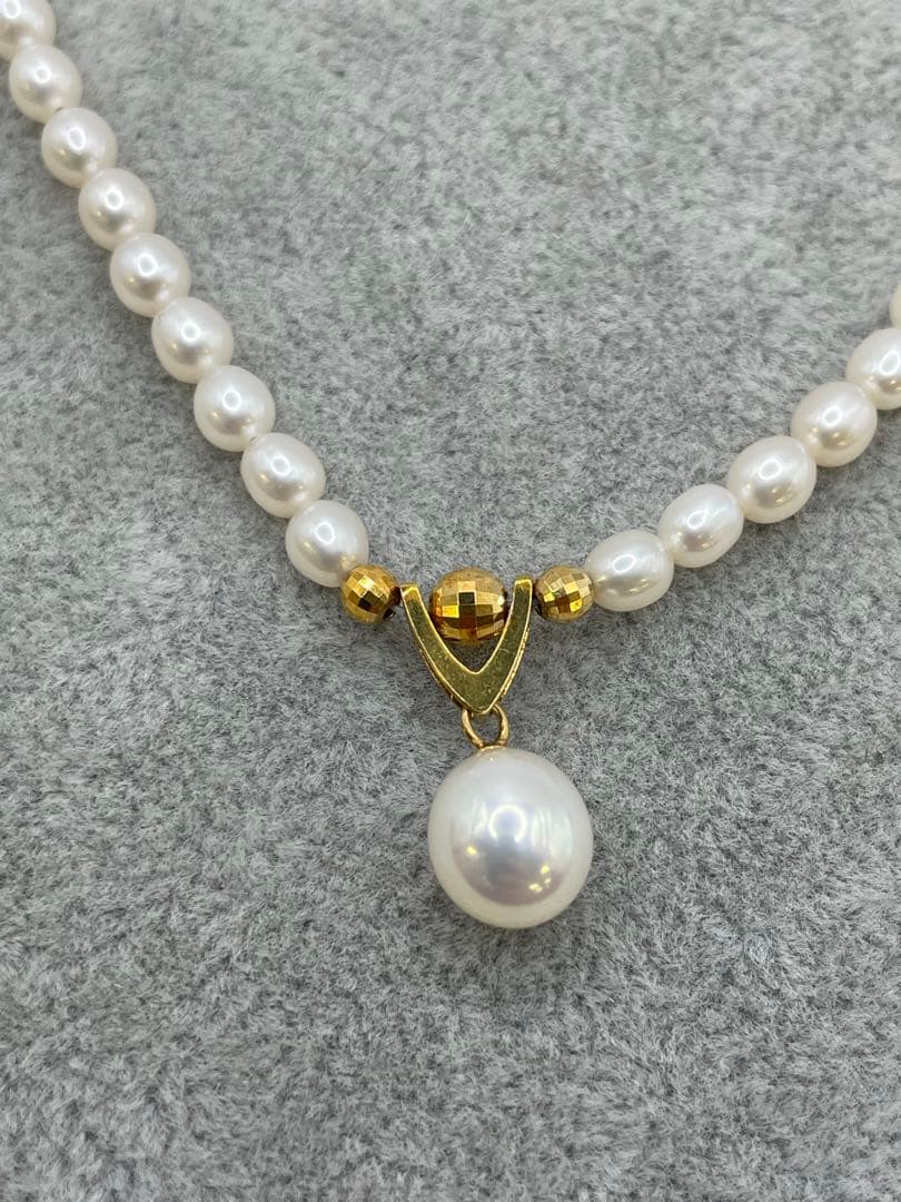 K18 Akoya Pearl Necklace with 7mm baby pearls and pearl mirror ball pendant, 40cm length