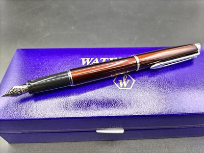 Waterman Metropolitan series metallic fountain pen with dedicated protective case