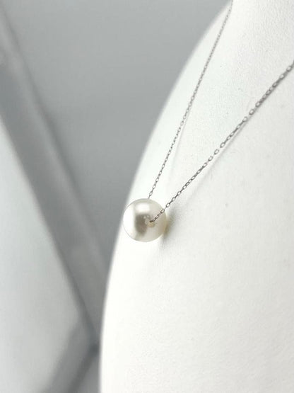 Akoya Pearl Thread Necklace 40cm length displayed on a white background showing lustrous pearls