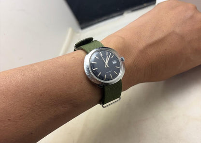 TIMEX 254 Manual Men's Watch — Japanese