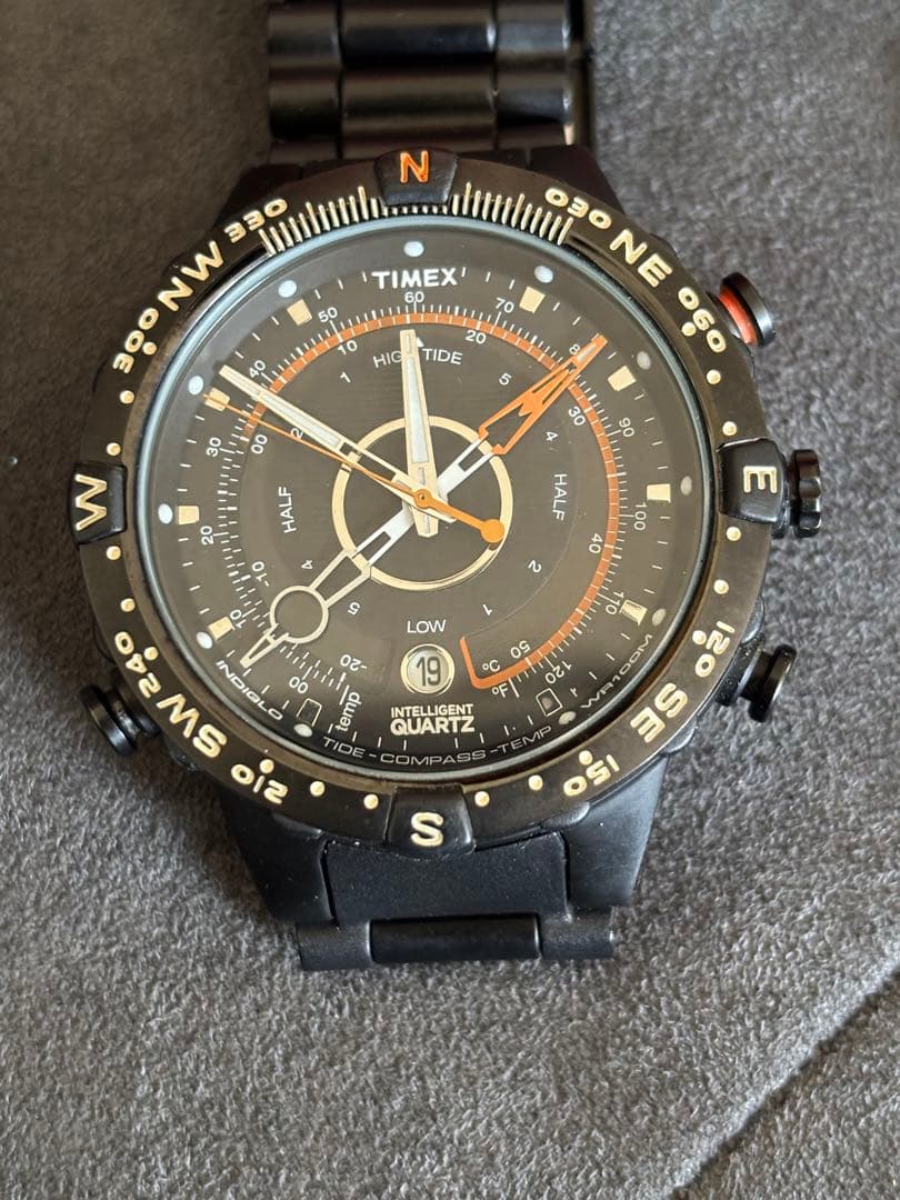 TIMEX T2N723 Manual Men's Watch — Japanese