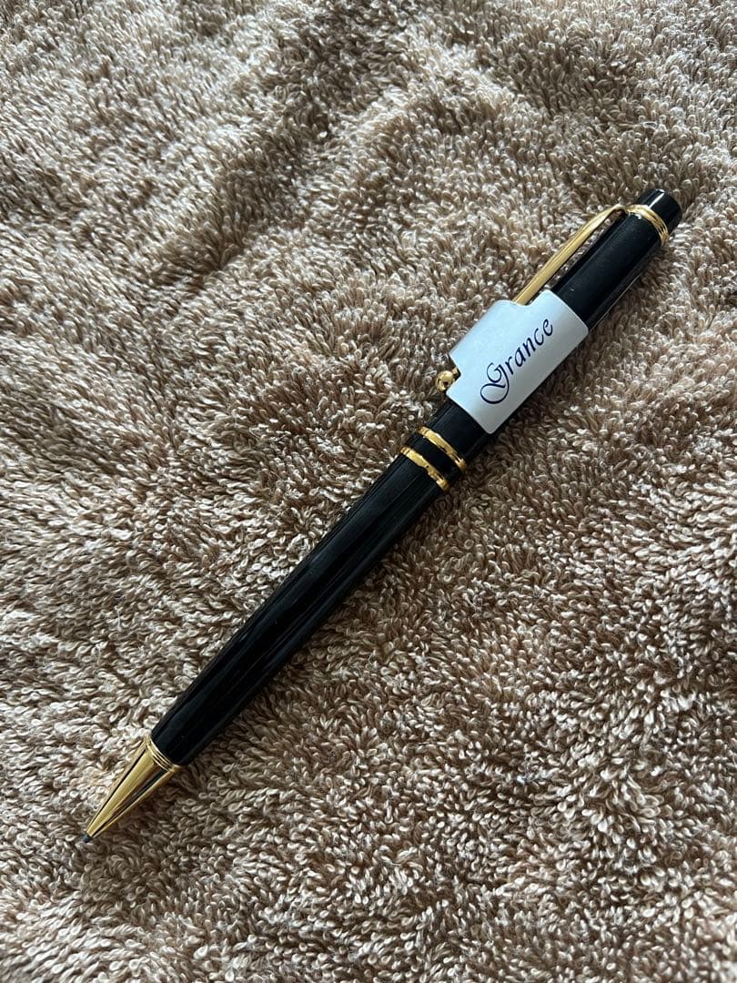 Pilot sharp pencil model HG500R-B5 with ergonomic grip and fine lead for precise writing