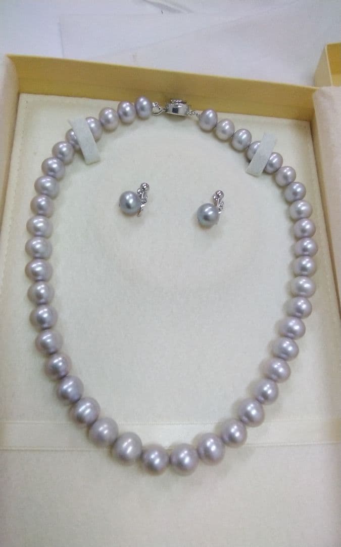 Akwoy large 11mm real pearl necklace with silver clasp and matching dangling pearl earrings