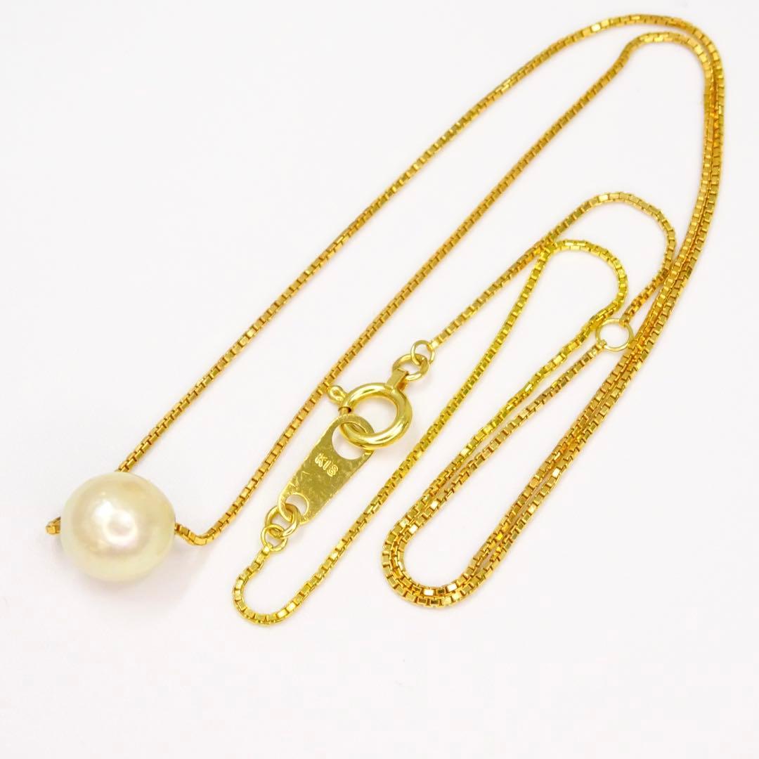 18K gold Akoya pearl pendant necklace with genuine pearl on a delicate gold chain