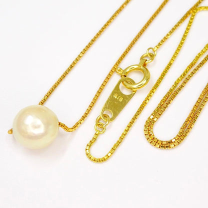 18K gold Akoya pearl pendant necklace with genuine pearl on a delicate gold chain