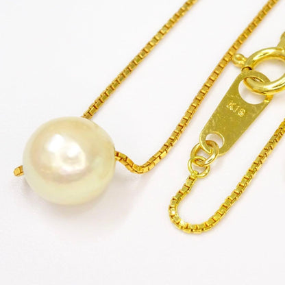 18K gold Akoya pearl pendant necklace with genuine pearl on a delicate gold chain