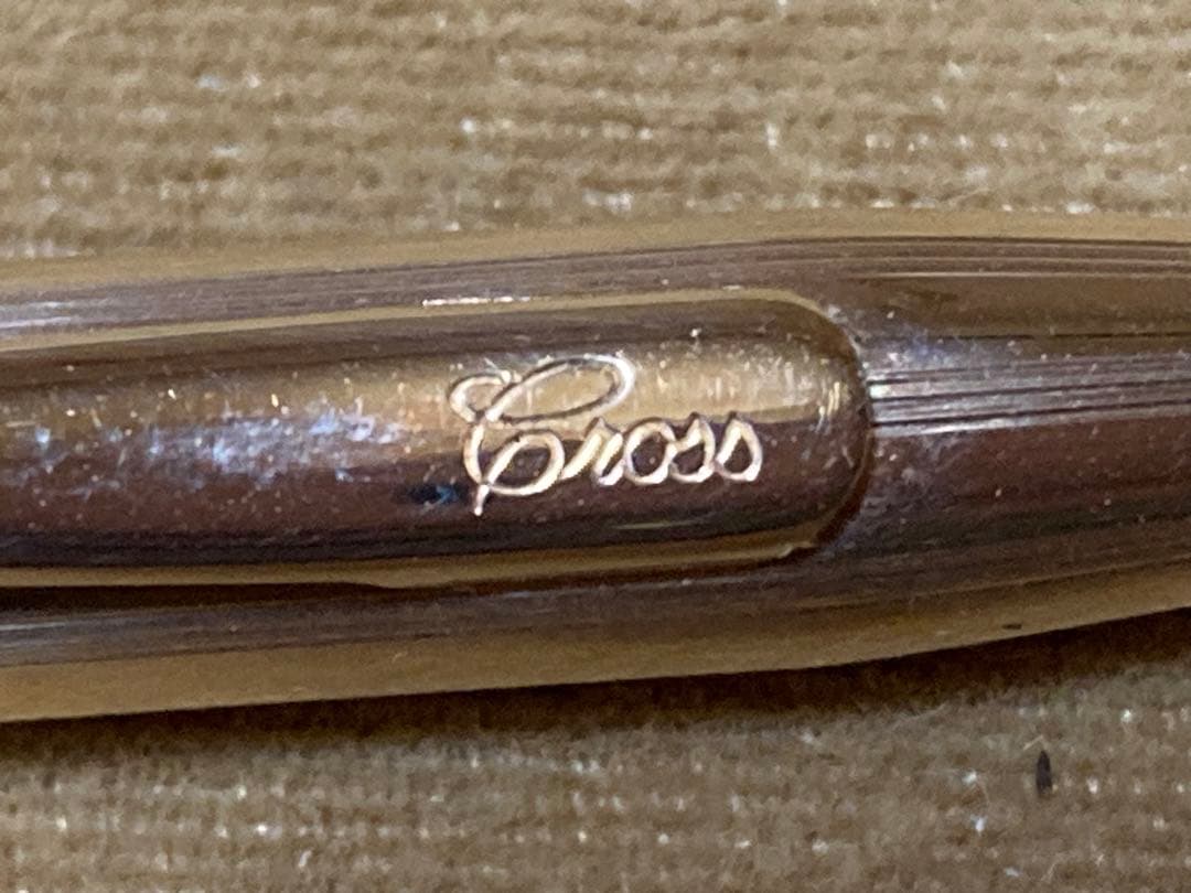 CROSS ballpoint pen with 14K gold overlay black ink and rare old logo made in USA