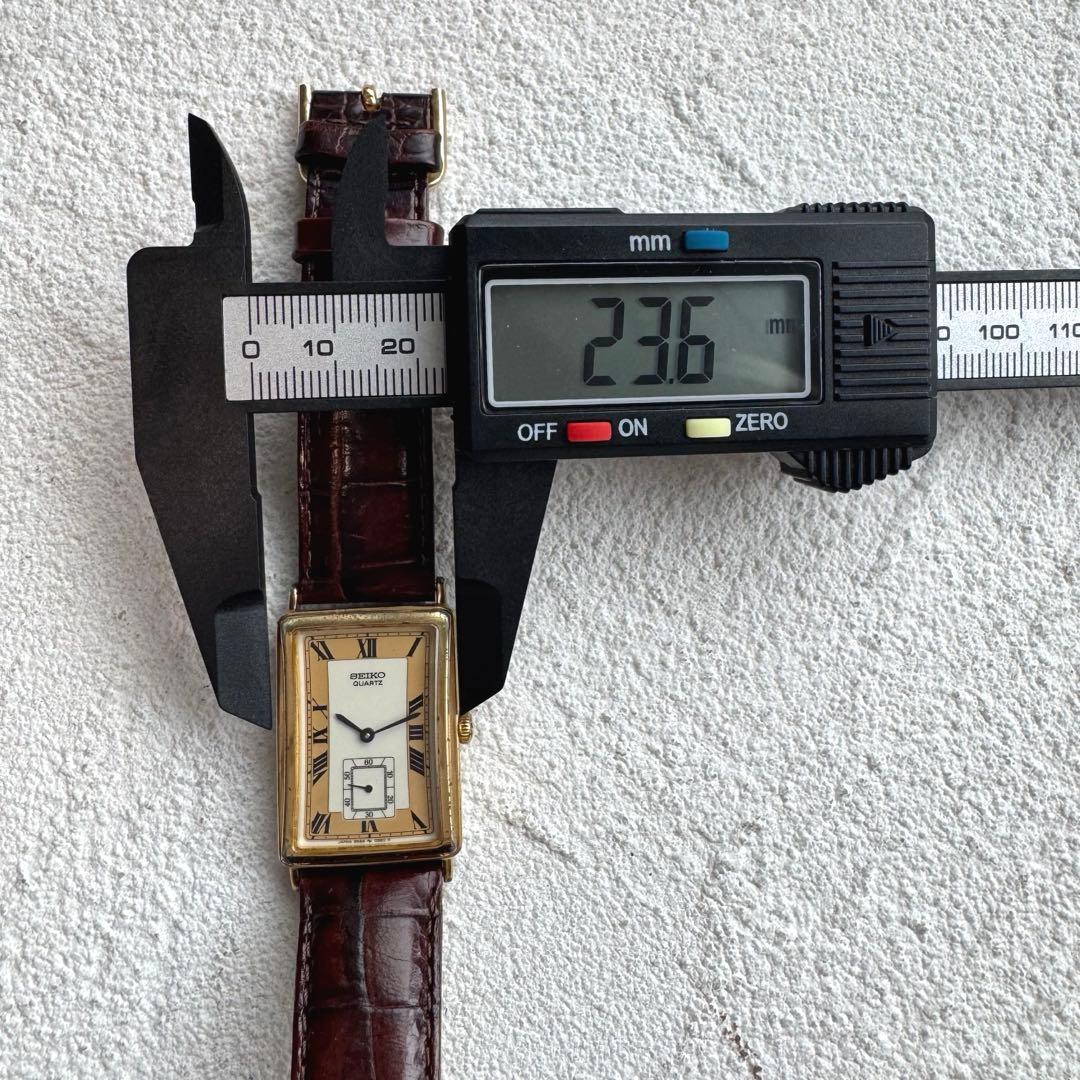SEIKO Tank Vintage Roman Sumo Quartz Men's Watch — Japanese