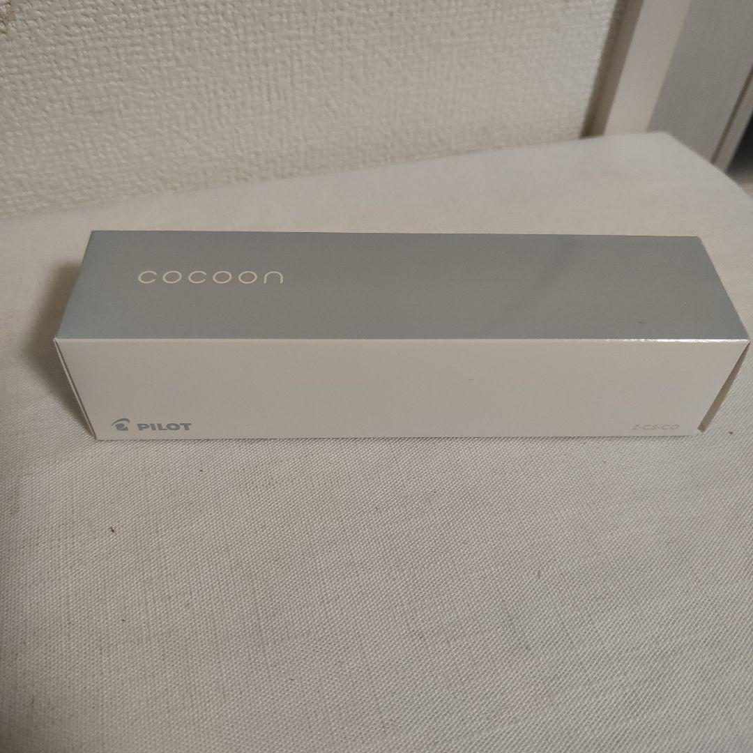 Green 8321 PILOT COCOON Fountain Pen in blue with instruction manual and transparent case