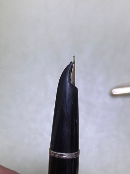 Pilot 14k Fountain Pen in gold finish showcasing nib and cap for premium writing