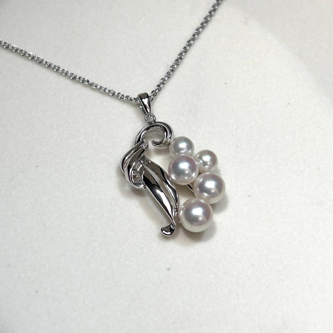 Mikimoto Akoya pearl silver necklace with 6.5mm pearls and 44cm chain length