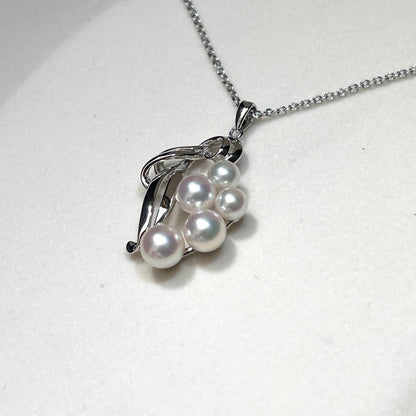 Mikimoto Akoya pearl silver necklace with 6.5mm pearls and 44cm chain length