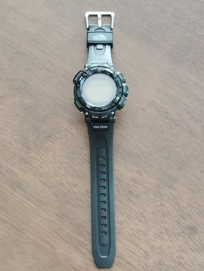 CASIO PRG-240 Solar Men's Watch — Japanese
