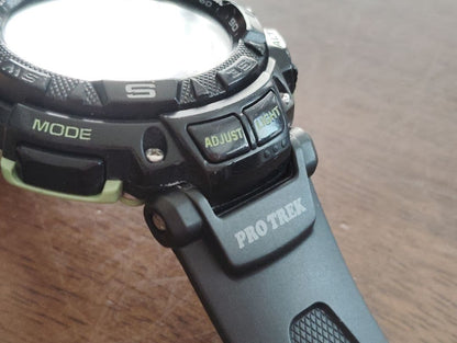 CASIO PRG-240 Solar Men's Watch — Japanese