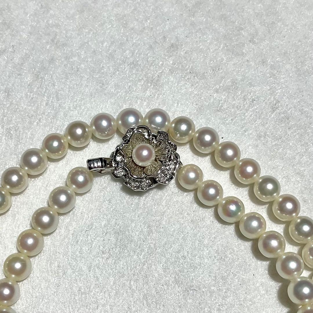 Akoya pearl necklace with small 5.5-6.0mm pearls measuring 41 cm in length