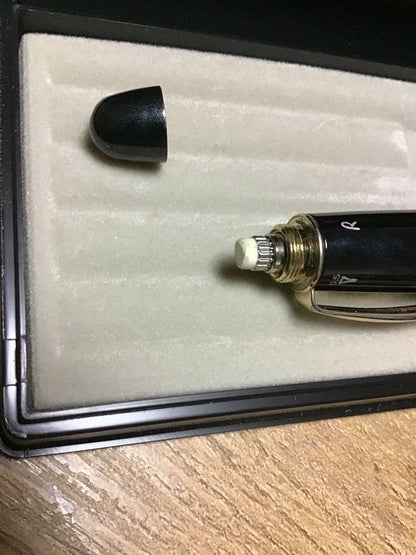 Pilot 3+1 exect multi-function pen in lacquered green marble with black, red, blue ballpoints and mechanical pencil