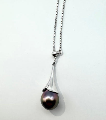 Tasaki SV Black Bird of Paradise necklace featuring a 10.8mm peacock color pearl on a 45cm chain